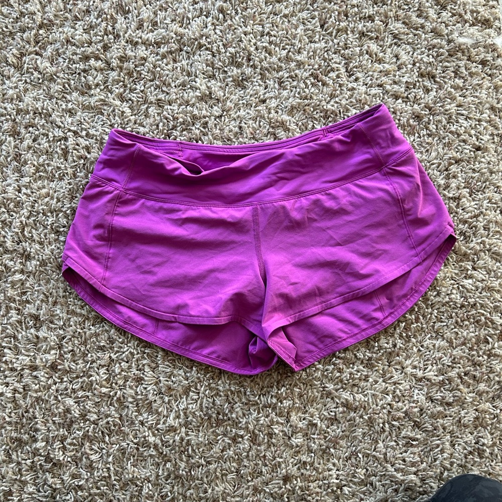 Lululemon speed up shorts 2.5 size 6